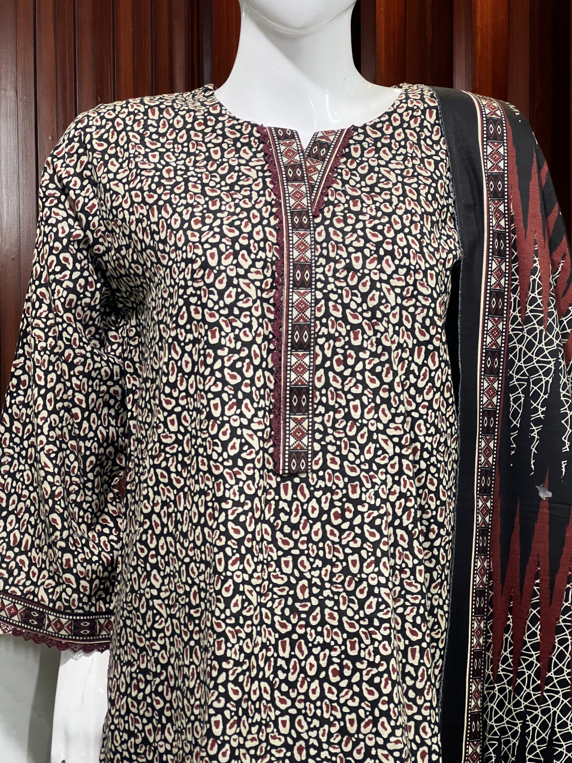 Bin Saeed Original 3 PC Khaddar - Image 2