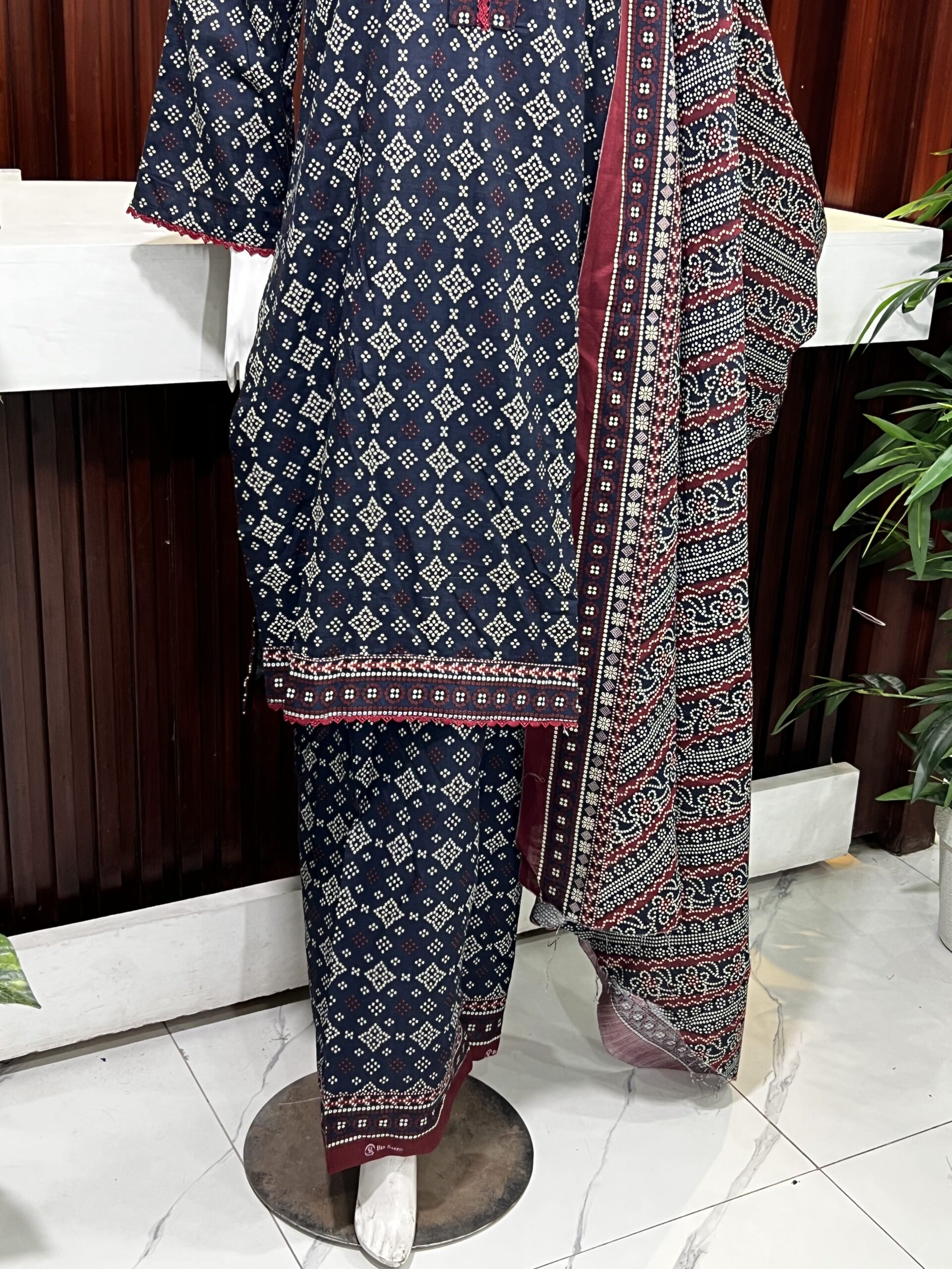 Bin Saeed Original 3 PC Khaddar - Image 3