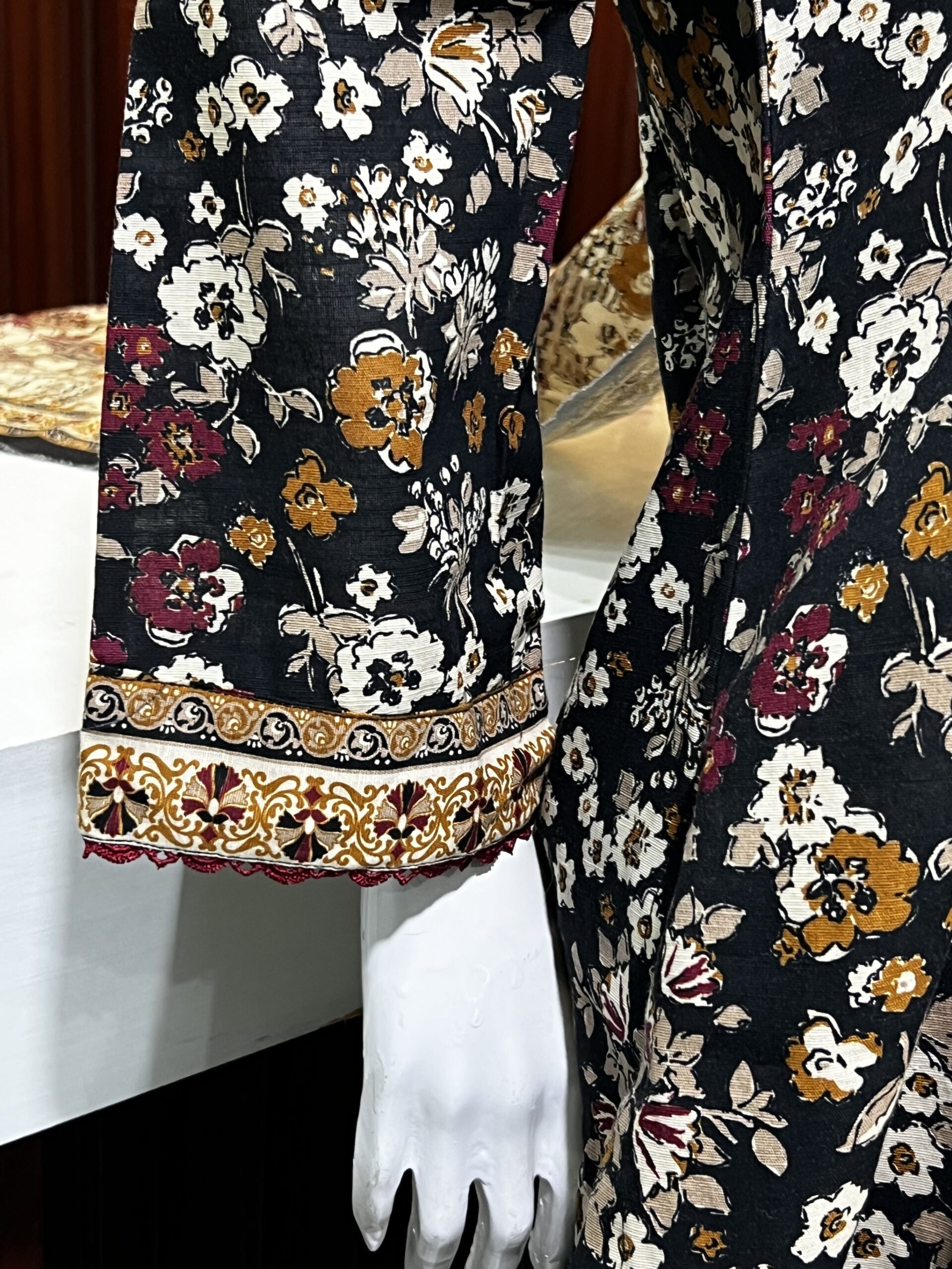 Bin Saeed Original 3 PC Khaddar - Image 4