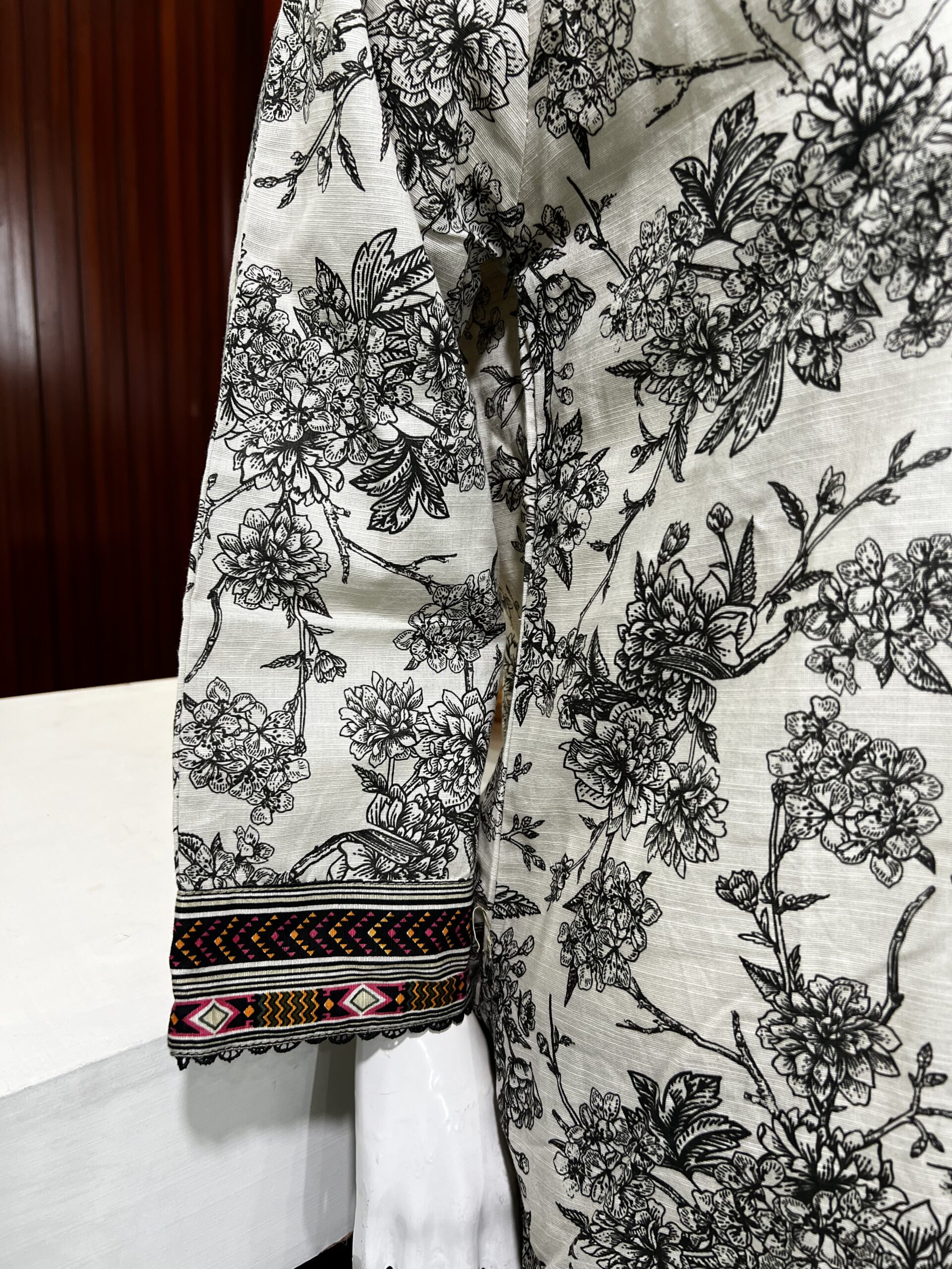 Bin Saeed Original 3 PC Khaddar - Image 4